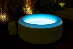 Bestway Lay-Z Spa Tahiti AirJet Opblaasbare Spa - 4 Persoons -Professionele winkel voor zwembadartikelen 800 1200 60007 night scene 0012 pr web