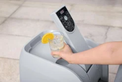 Bestway Lay-Z Spa Santorini HydroJet Pro Opblaasbare Spa - 7 Persoons 34 Bestway Lay-Z Spa Santorini HydroJet Pro Opblaasbare Spa - 7 Persoons -Professionele winkel voor zwembadartikelen 800 1200 60075 0905 ftb web pl003