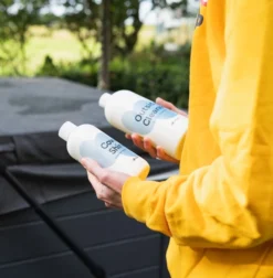 W'eau Cover Shine Spray - 500 Ml -Professionele winkel voor zwembadartikelen cover shine outside cleaner